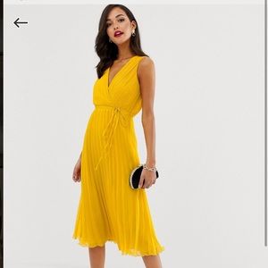 ASOS DESIGN WRAP BODICE MIDI DRESS WITH TIE WAIST AND PLEAT SKIRT. NEVER WORN.